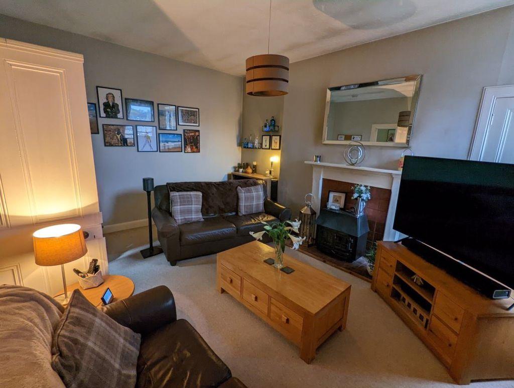 Main Street, Upper Largo, Fife 2 bed flat £650 pcm (£150 pw)