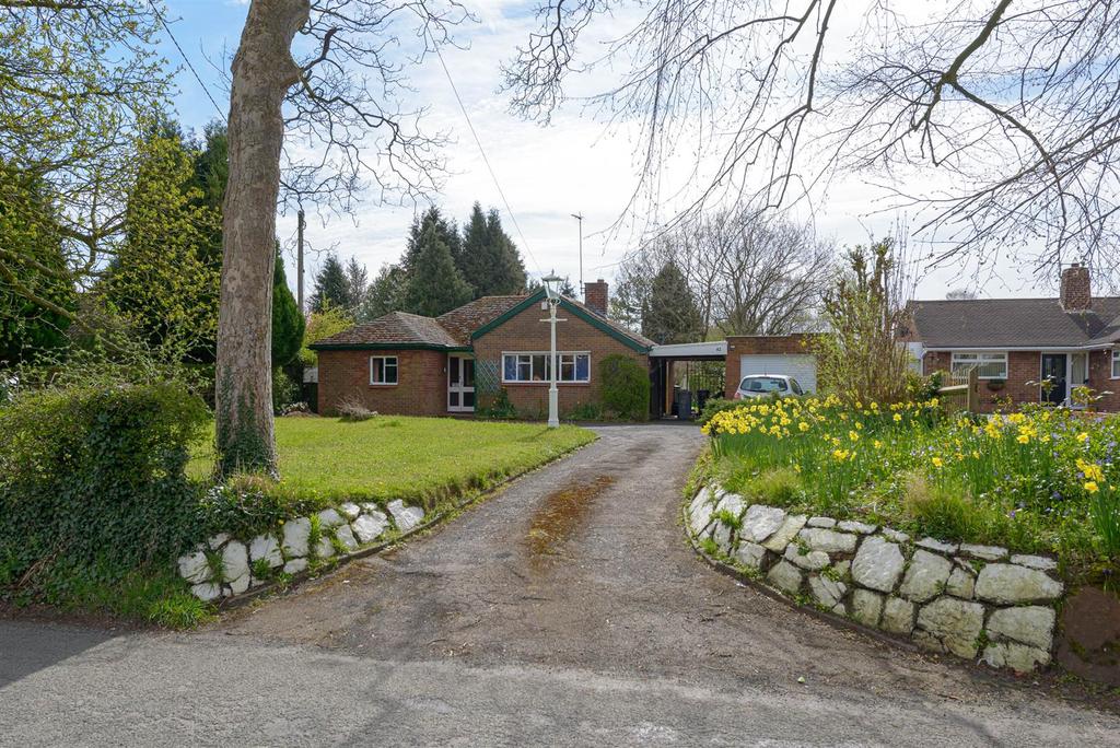 Weston Lane, Shavington, Crewe 4 bed detached bungalow £415,000
