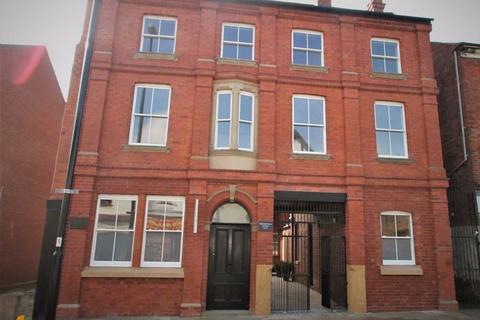 3 bedroom townhouse for sale - Willow Street, Oswestry