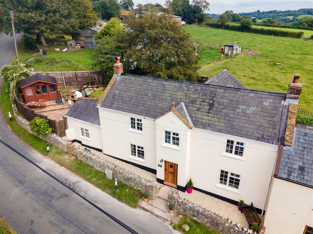 Upottery, Honiton 3 bed semidetached house £550,000