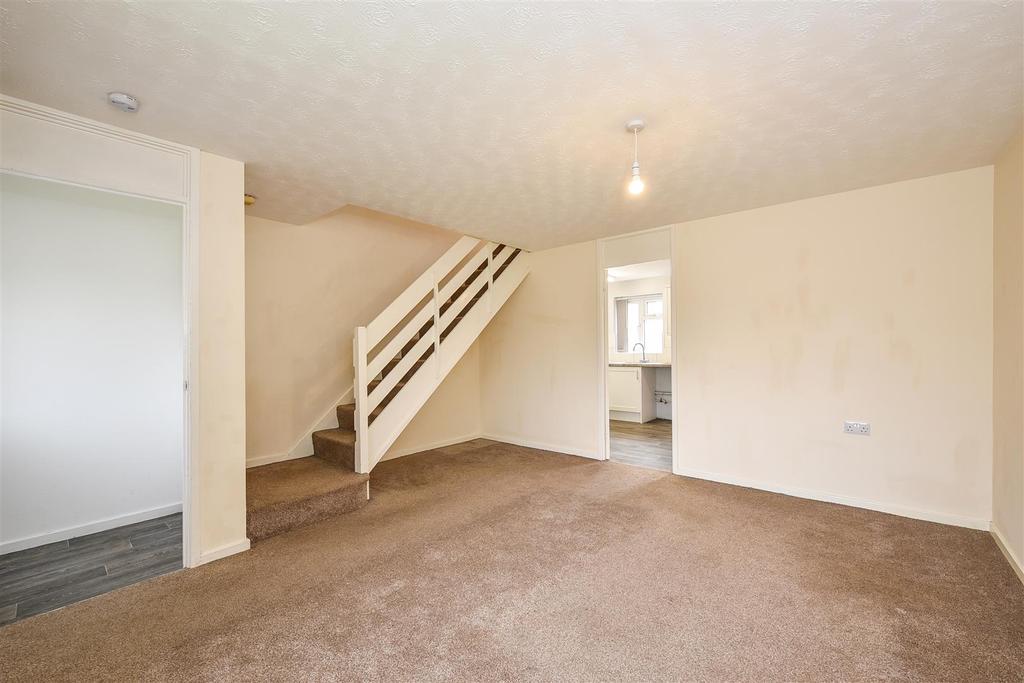 Millstream Close, Andover 3 bed semidetached house £325,000