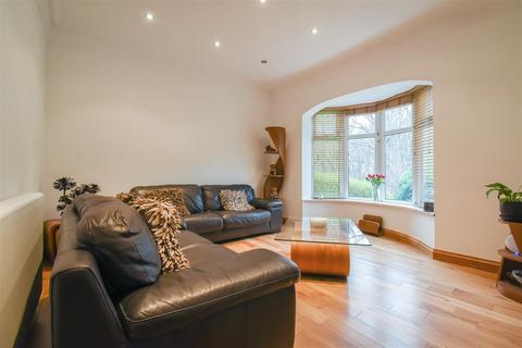 69 Blackburn Road, Rishton, Blackburn, BB1 4EU