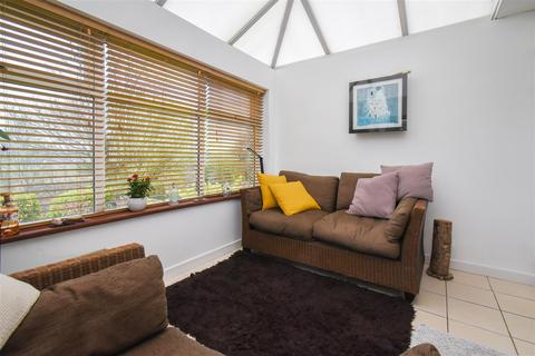 69 Blackburn Road, Rishton, Blackburn, BB1 4EU
