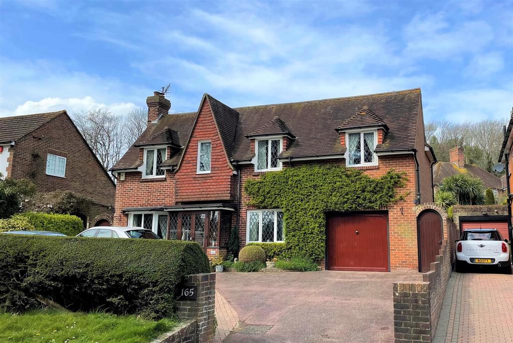 Willingdon Road, Eastbourne 3 bed detached house £695,000