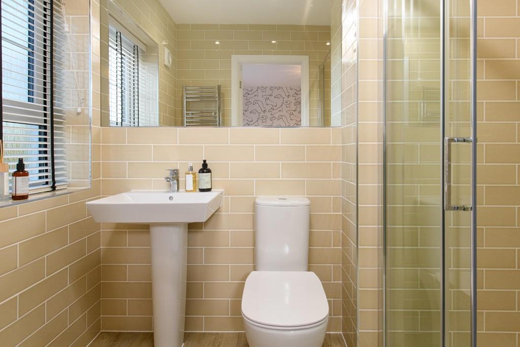 En suite image of The Fewston