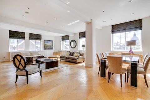 3 bedroom apartment for sale - Cheval House, Montpelier Walk, Knightsbridge SW7