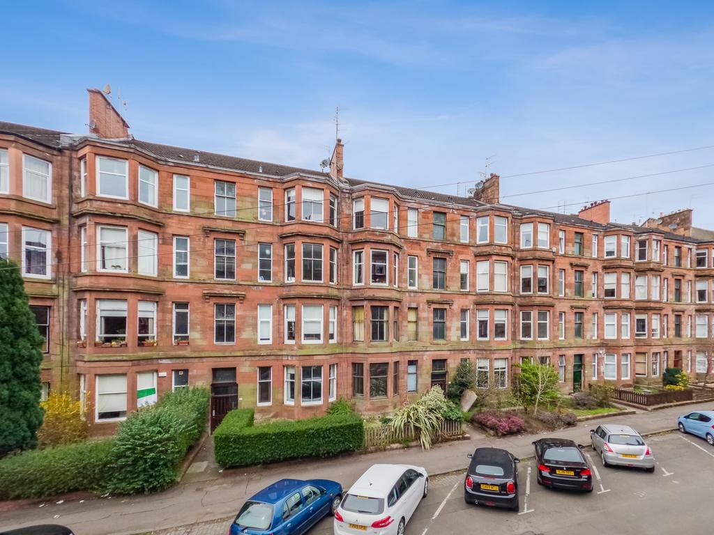 Dudley Drive, Flat 0/2, Hyndland, Glasgow, G12 9RP 2 bed flat £175,000