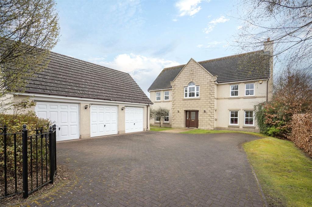 Douglas Ave, Airth, FK2 5 bed detached house £465,000