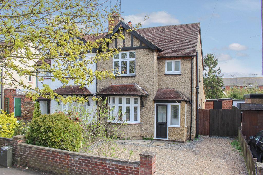 Mentmore Road, Linslade, Leighton Buzzard LU7 2NY 3 bed semi-detached ...