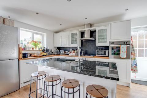 11 Mentmore Road, Leighton Buzzard, LU7 2NY