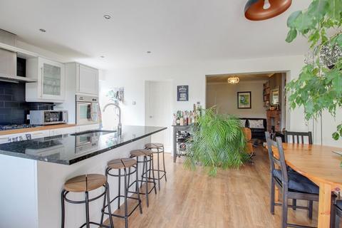 11 Mentmore Road, Leighton Buzzard, LU7 2NY