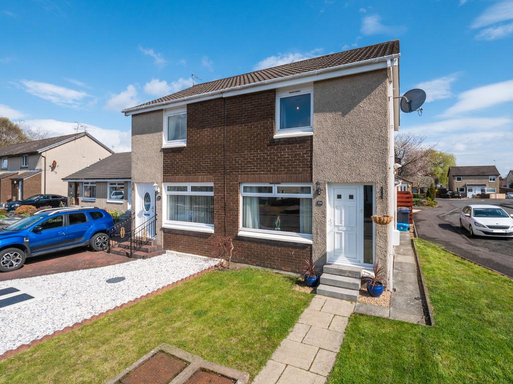 Maurice Avenue, Broomridge, Stirling... 2 bed semidetached house £