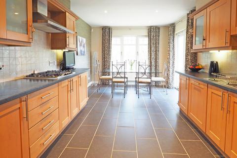 8 Stane Brae, Stewarton, Kilmarnock, KA3 5GZ