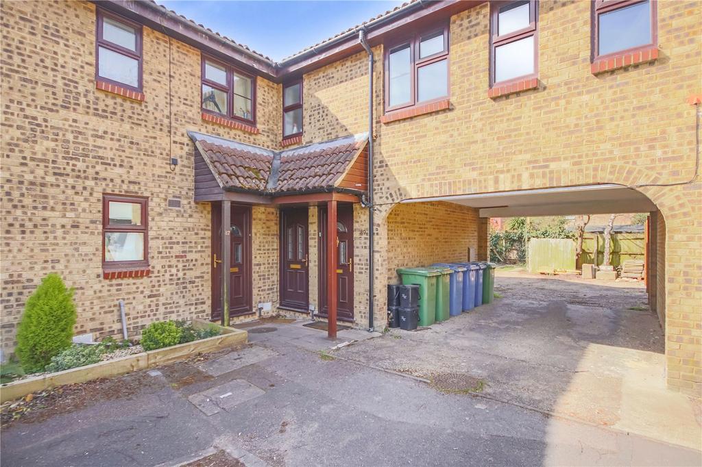 Hythe Close, Bracknell, Berkshire, RG12 1 bed £950 pcm (£