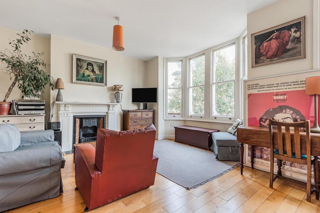 Josephine Avenue, Brixton 2 bed flat £500,000