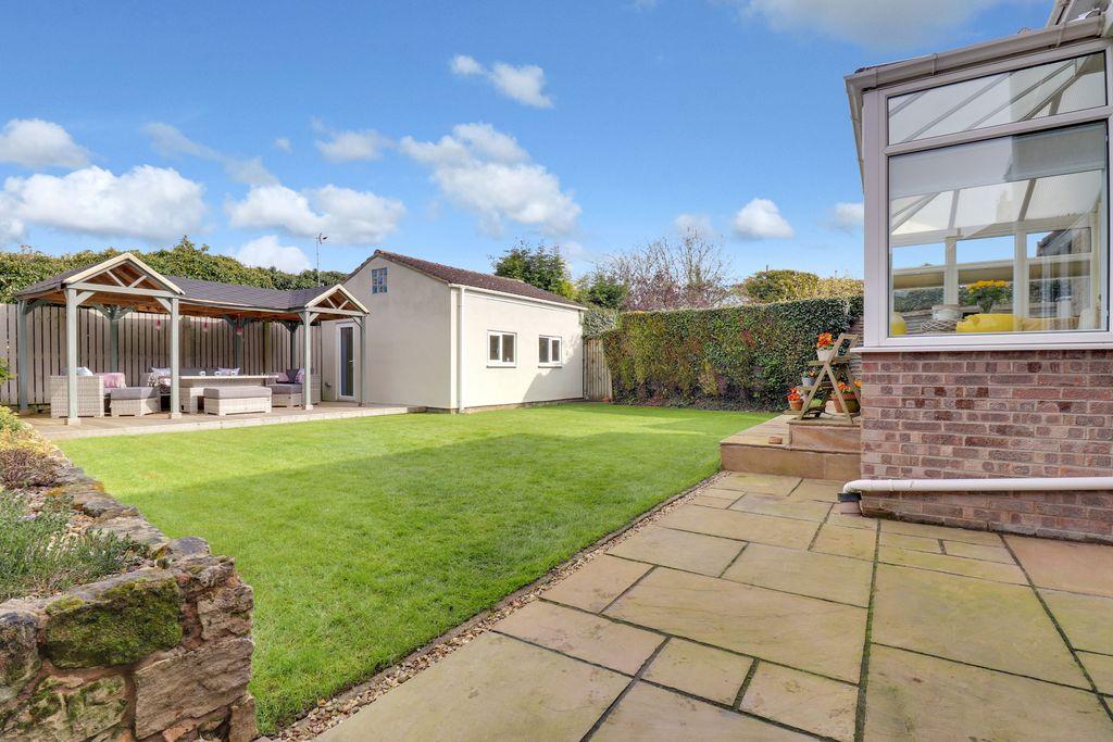 Hodge Lane, Little Smeaton... 4 bed detached house £425,000