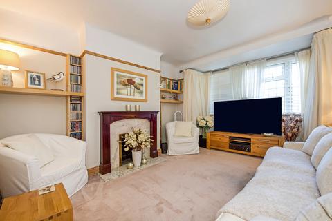 33 Lancaster Close, Kingston Upon Thames, KT2 5NJ
