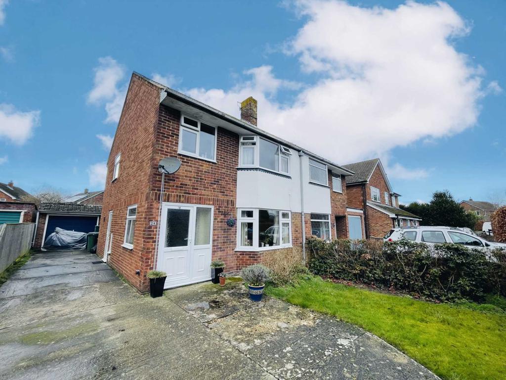 Brookmead Drive, Wallingford 3 bed semidetached house