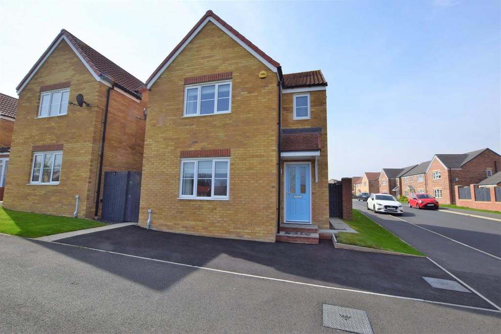 Kielder Drive, The Middles, Stanley 3 bed detached house £190,000