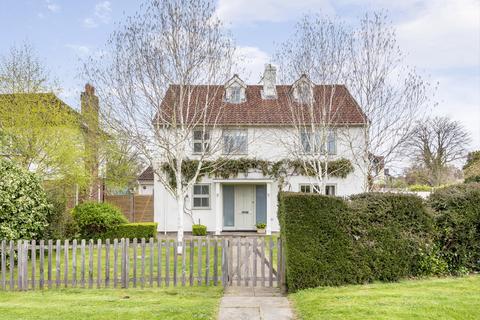 44 Oaken Lane, Claygate, Esher, KT10 0RG