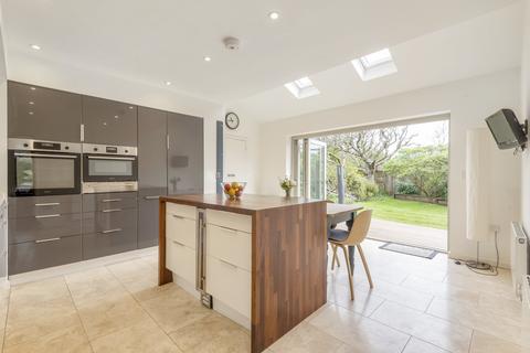 44 Oaken Lane, Claygate, Esher, KT10 0RG