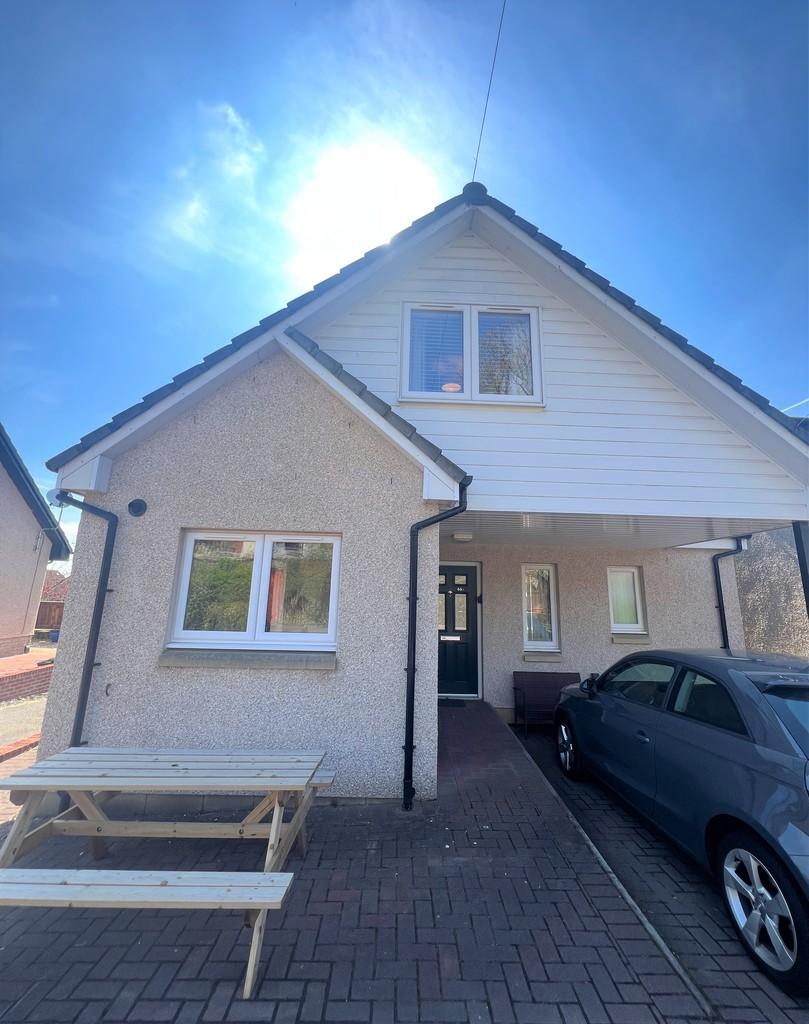 Kirk Road, Bathgate 3 bed detached house £925 pcm (£213 pw)