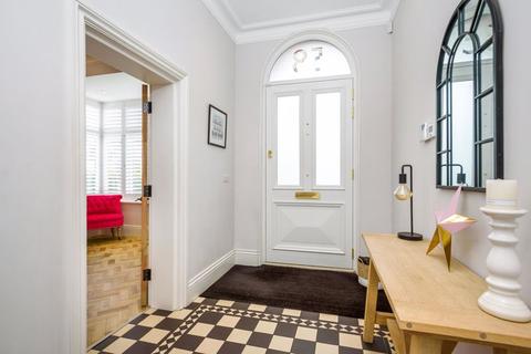 58 Birkbeck Road, Sidcup, DA14 4DW