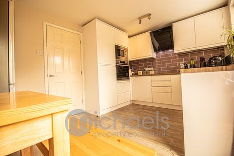 18 Stafford Crescent, Braintree, CM7 9PS
