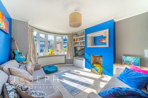 15 Dorset Close, Ipswich, IP4 3BJ