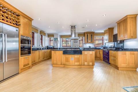 4 bedroom detached house for sale, West Street, Old Portsmouth