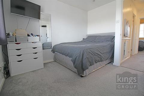 21 Chamberlain Close, Church Langley, Harlow, CM17 9QP