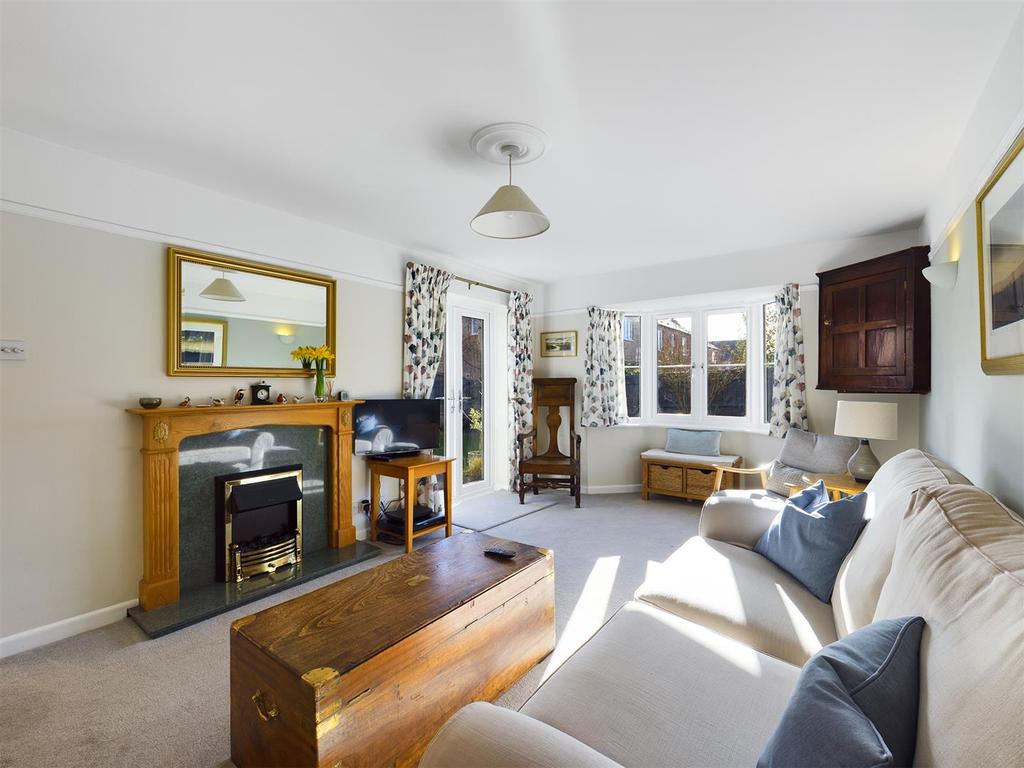 Perrins Field, UptonUponSevern... 4 bed detached house £395,000