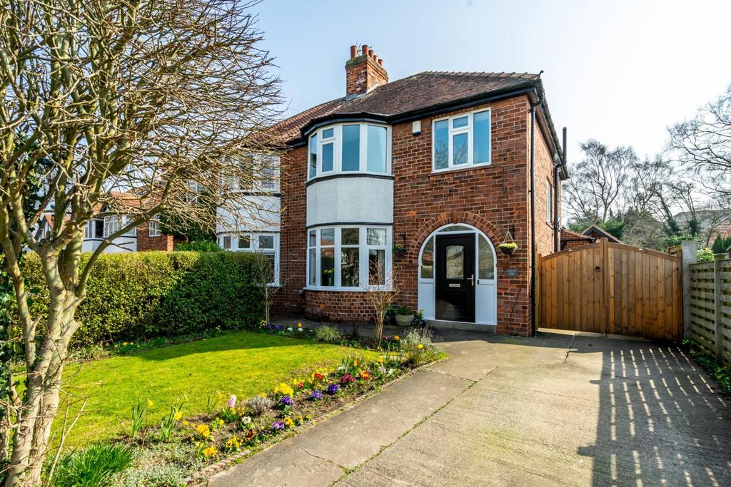 Askham Lane, York 3 bed semidetached house £400,000