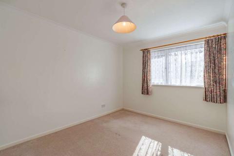 30 Grasmere Road, Bromley, BR1 4BA