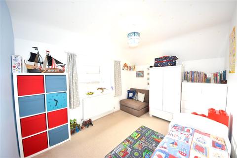 38 Highfield Road, Bourne End, SL8 5BG
