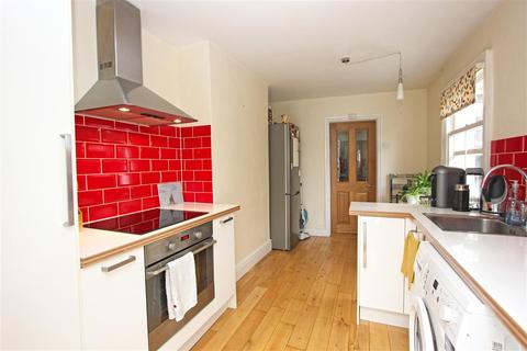 23 Sanderstead Road, South Croydon, CR2 0PE