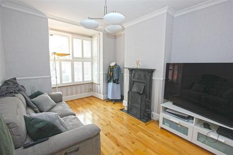 23 Sanderstead Road, South Croydon, CR2 0PE