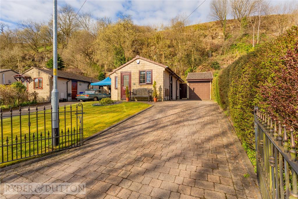 Deatcehd Bungalow:
