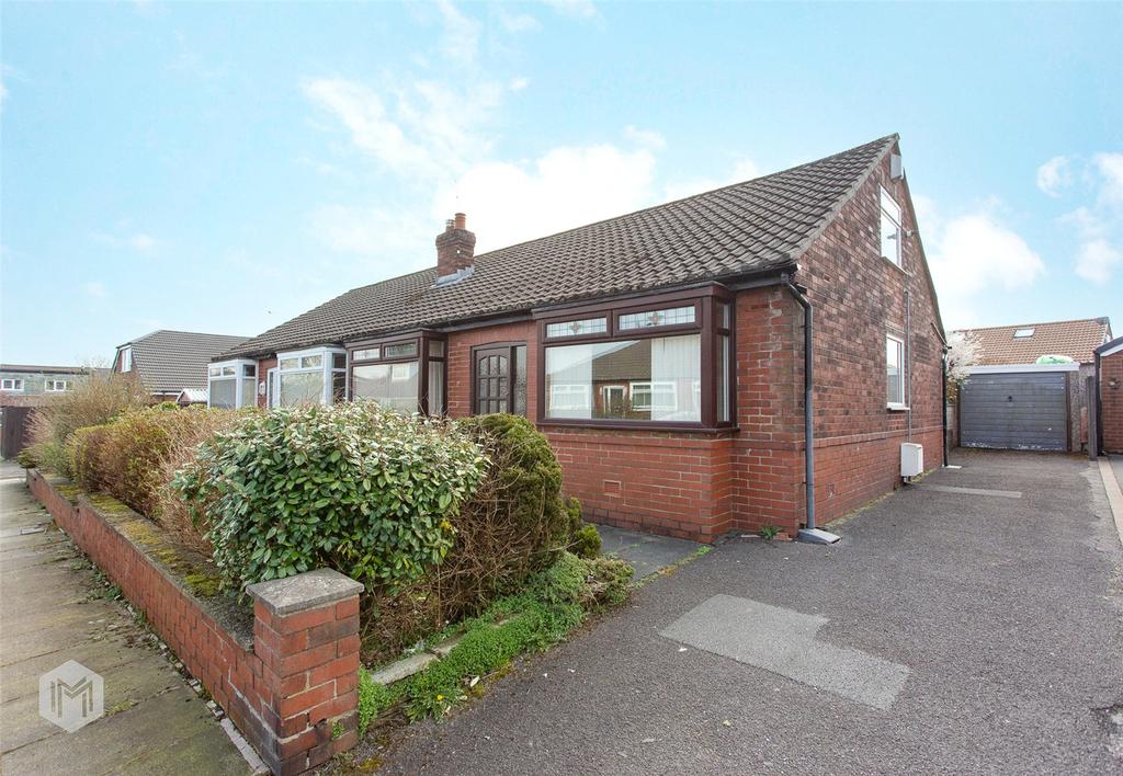 Devon Drive, Ainsworth, Bolton, BL2 2 bed bungalow £210,000