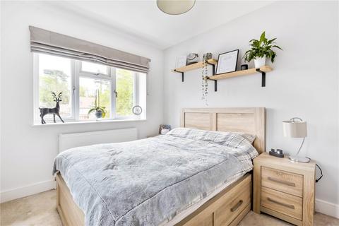 1 bedroom flat for sale, The Street, West Horsley, KT24