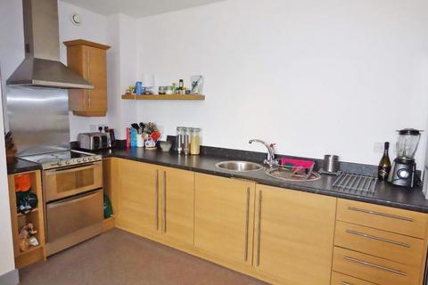 2 bedroom apartment to rent, Dean Road, Salford, M3