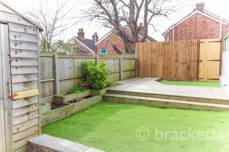 Holmewood Road, Tunbridge Wells 2 bed terraced house £1,250 pcm (£288 pw)