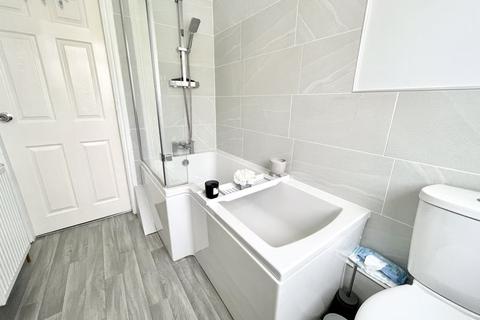 27 Eachelhurst Road, Birmingham, B24 0QL