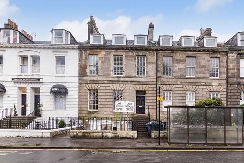 5/1 Hermitage Place, Edinburgh, EH6 8AF