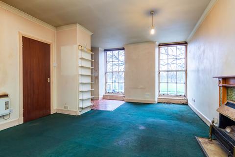 5/1 Hermitage Place, Edinburgh, EH6 8AF