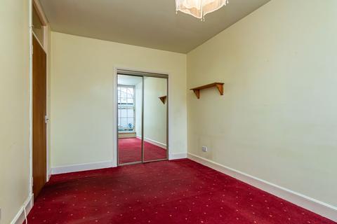 5/1 Hermitage Place, Edinburgh, EH6 8AF