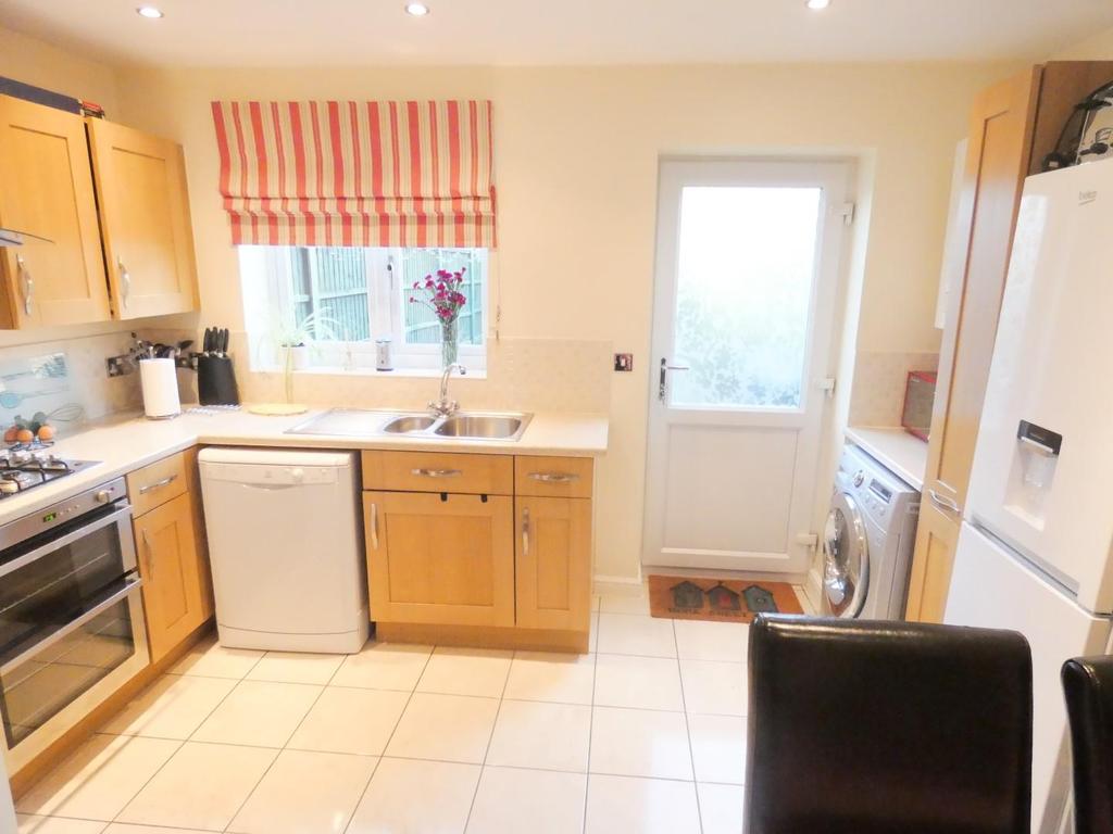 16 Amber Kitchen .JPG