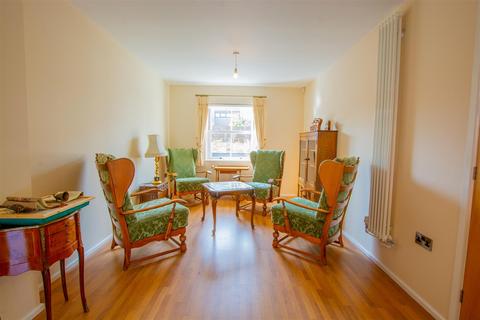 24b Bourne Square, Breaston, Derby, DE72 3DZ