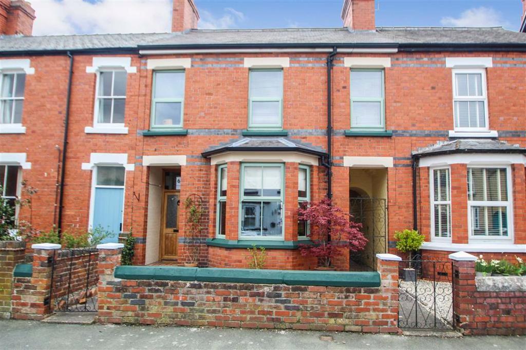 Park Avenue, Oswestry 4 bed terraced house £275,000