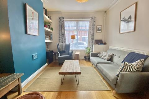22 Greening Road, Manchester, M19 3EQ